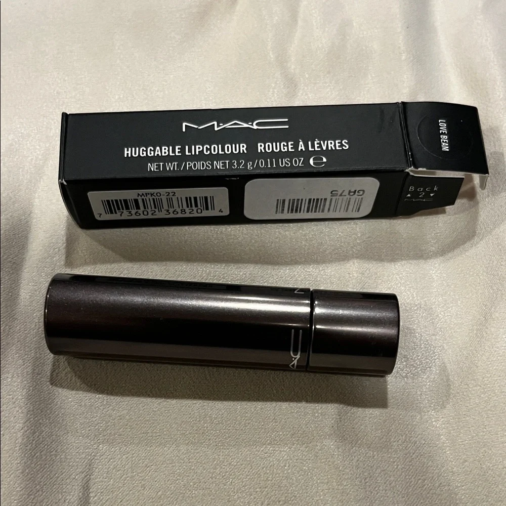 MAC Cosmetics Huggable Lipcolour - Picture 5 of 8
